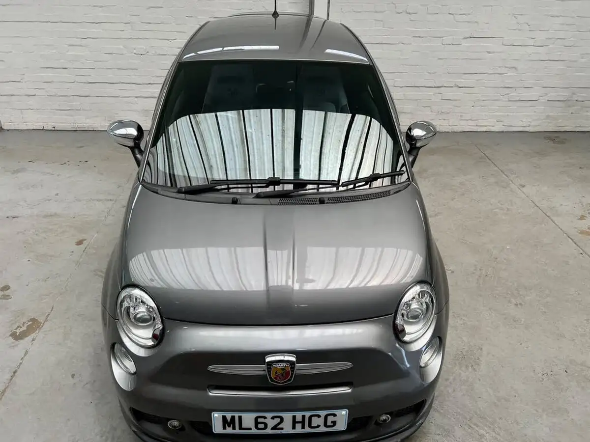 2012-abarth-595-big-40