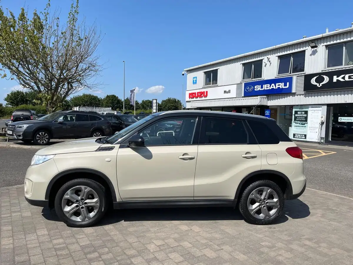 2016-suzuki-vitara-16-sz-t-big-4