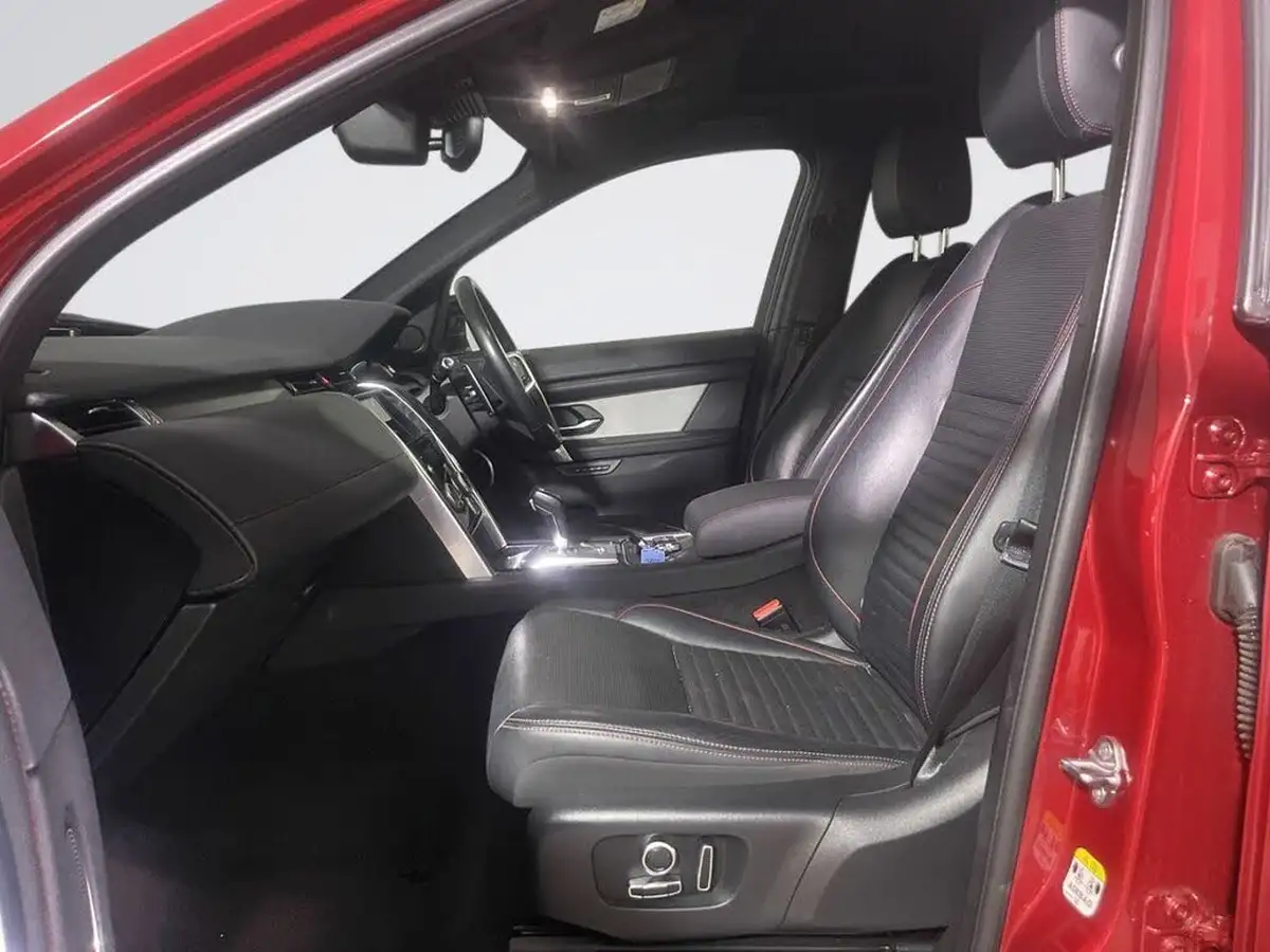 2021-land-rover-discovery-sport-15-p300e-r-dynamic-se-big-12