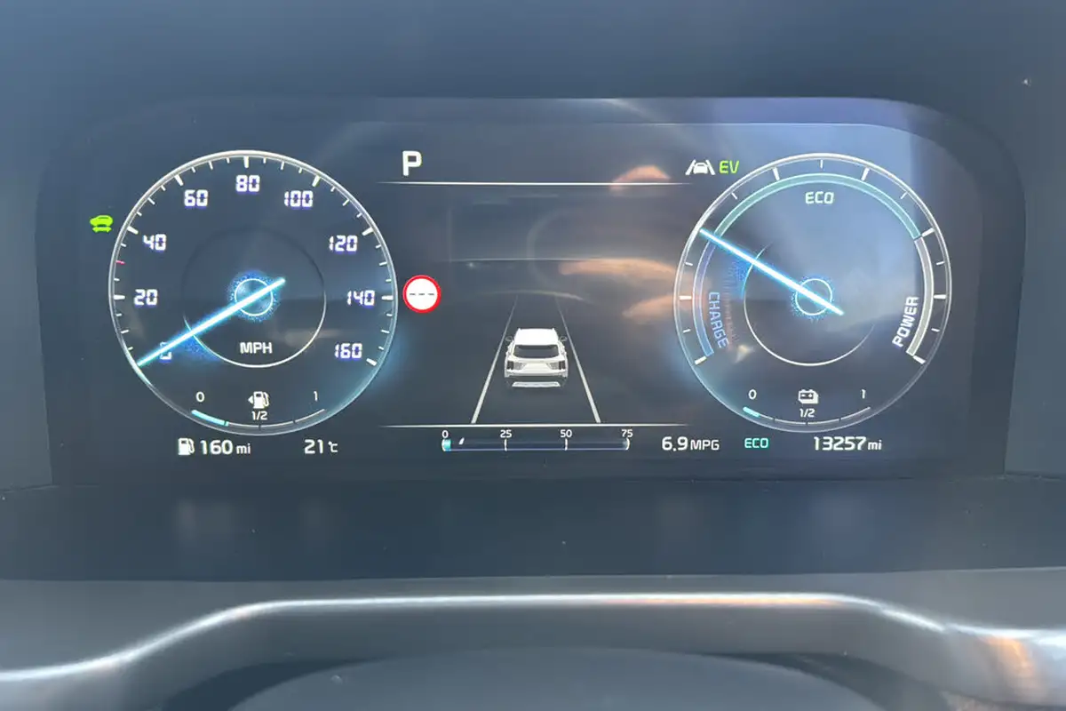 2022-kia-sorento-16-t-gdi-4-226bhp-hev-big-13