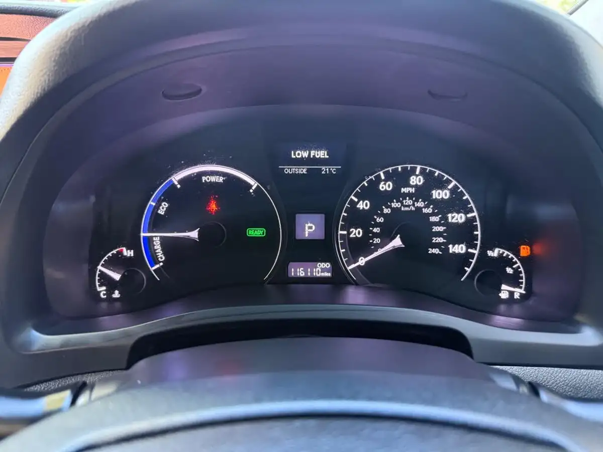 2013-lexus-rx-450h-35-luxury-big-31