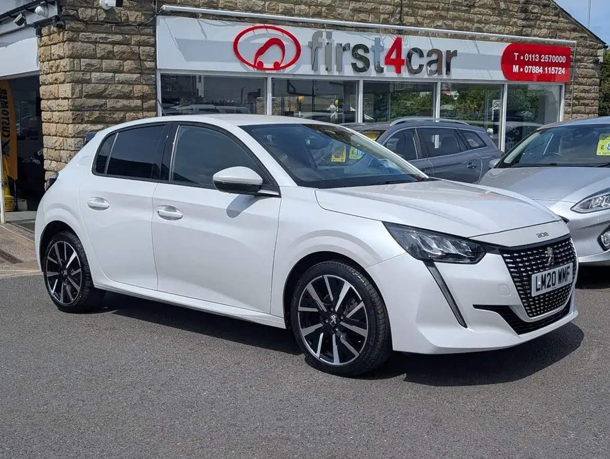 2020-peugeot-208-12-puretech-allure-130bhp-eat8-big-6
