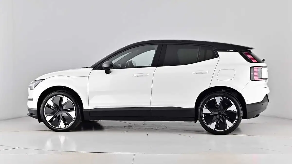 2024-volvo-ex30-e-single-motor-ultra-big-67
