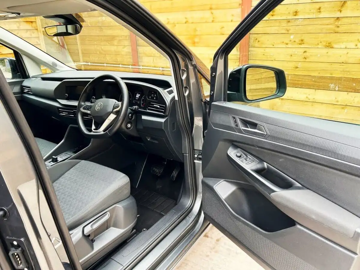 2023-volkswagen-caddy-20tdi-life-122ps-dsg-big-12