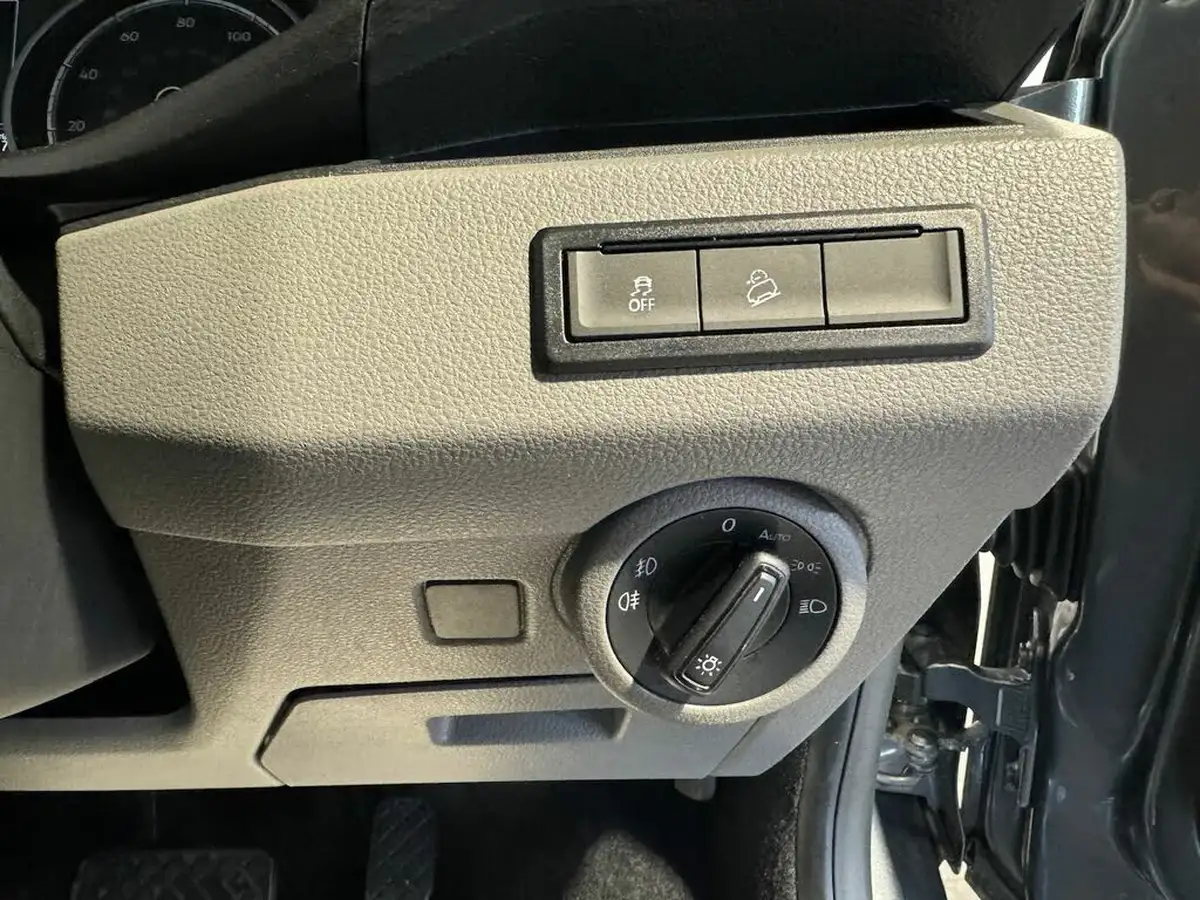 2021-volkswagen-transporter-20bitdi-t32-highline-bmt-swb-204pseu6d-panel-van-big-20