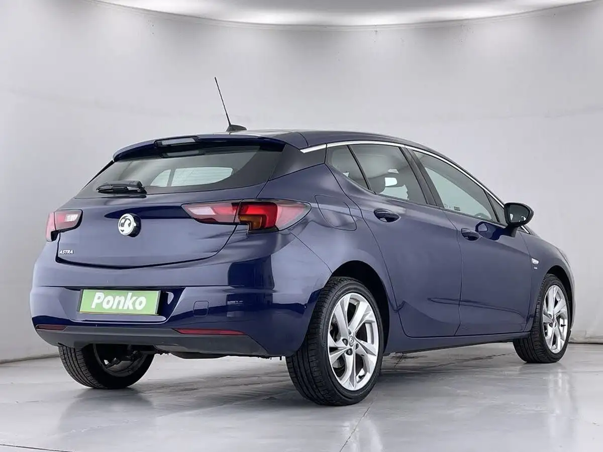 2018-vauxhall-astra-14i-sri-hatchback-big-4