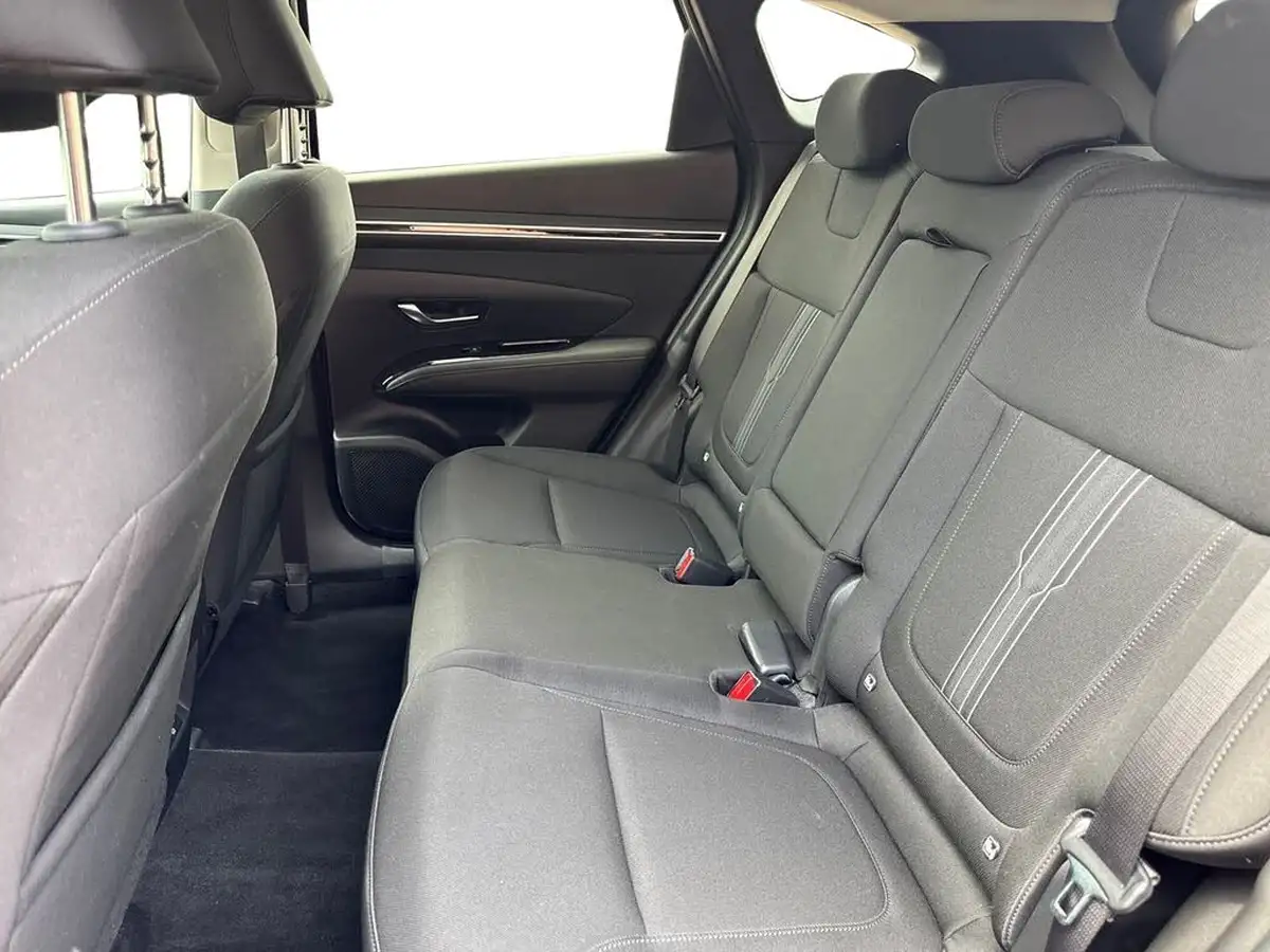 2023-hyundai-tucson-16-t-gdi-premium-150ps-big-10