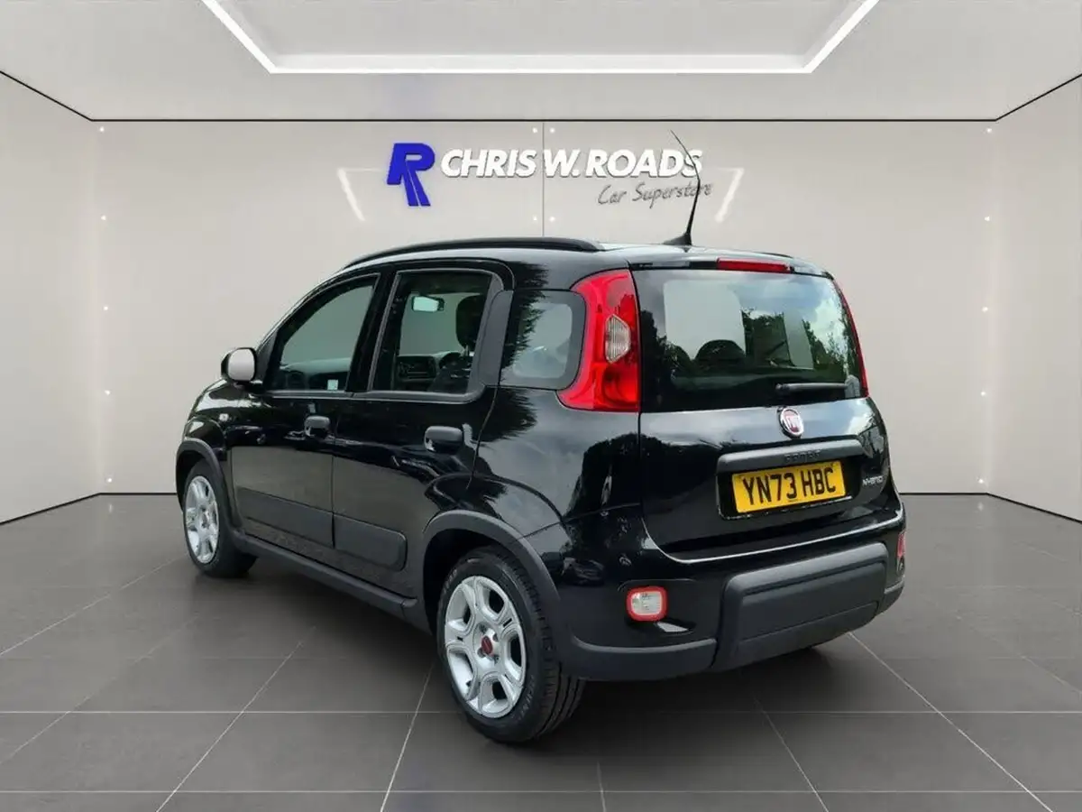 2023-fiat-panda-10-big-1