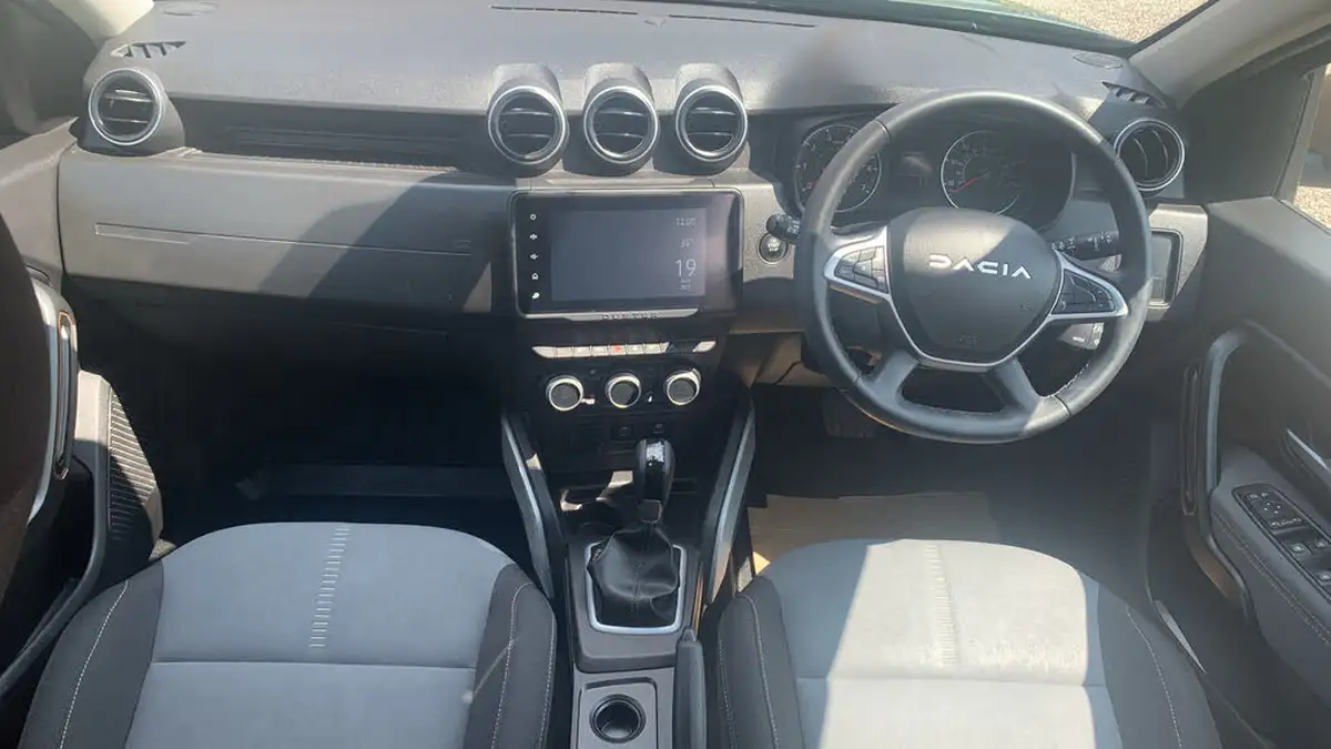 2023-dacia-duster-13-tce-extreme-150bhp-edc-big-3