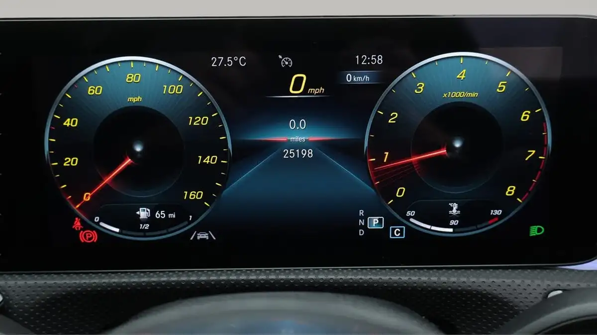2022-mercedes-benz-cla-13-cla-180-amg-line-premium-plus-coupe-4d-big-10