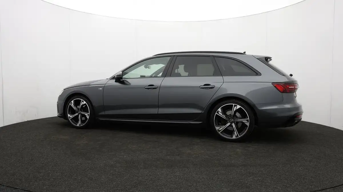 2023-audi-a4-avant-20-35-tdi-black-edition-big-75