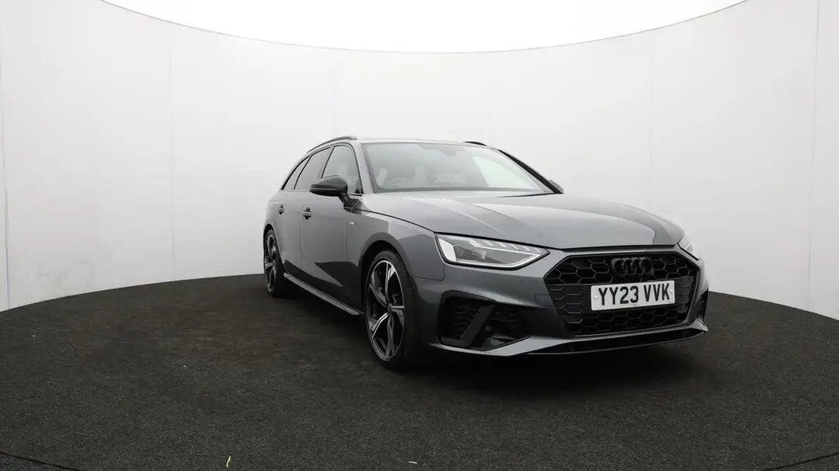 2023-audi-a4-avant-20-35-tdi-black-edition-big-47