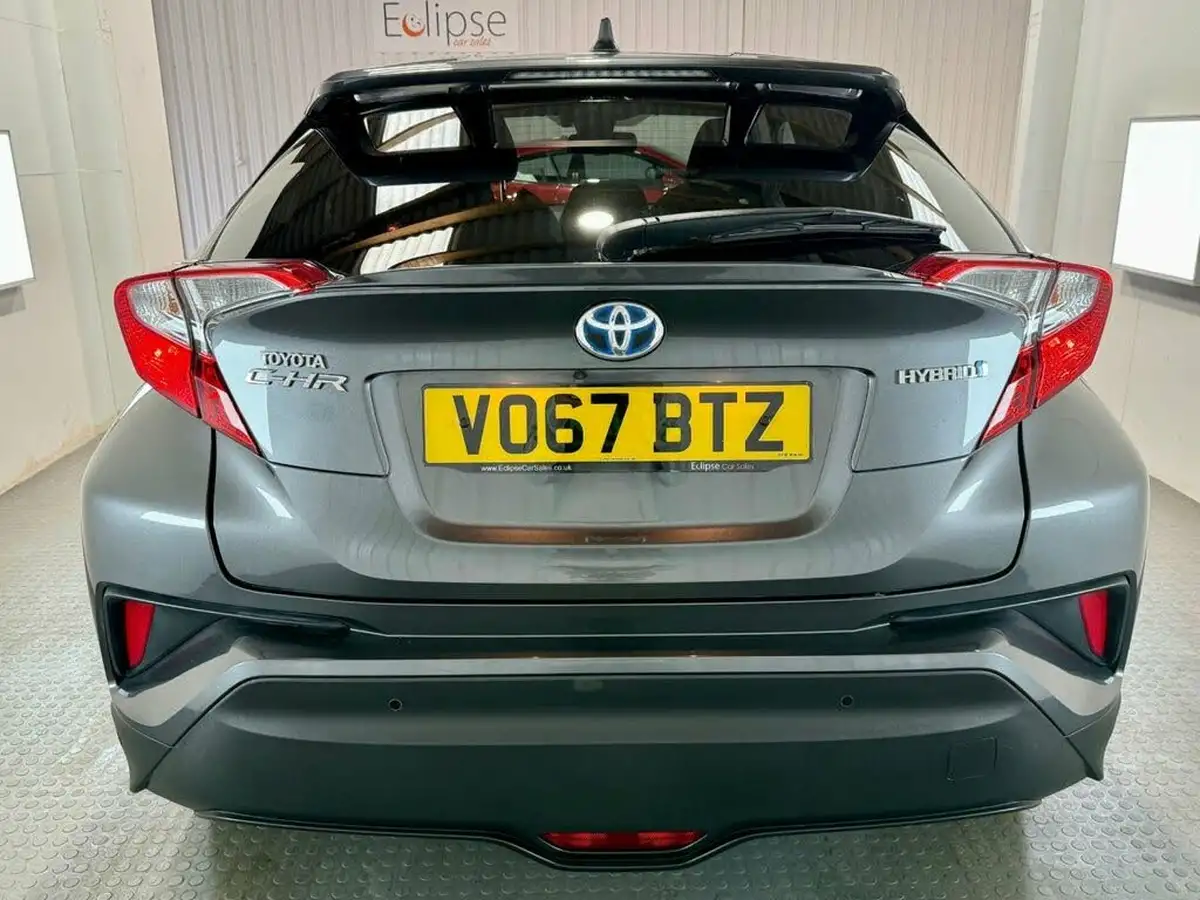 2017-toyota-c-hr-18-vvt-i-excel-big-5