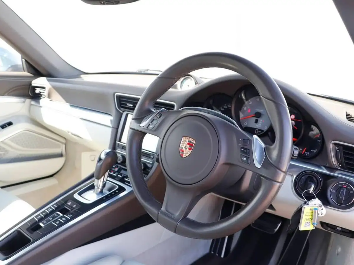 2013-porsche-911-38-carrera-4-s-cabriolet-pdk-big-6