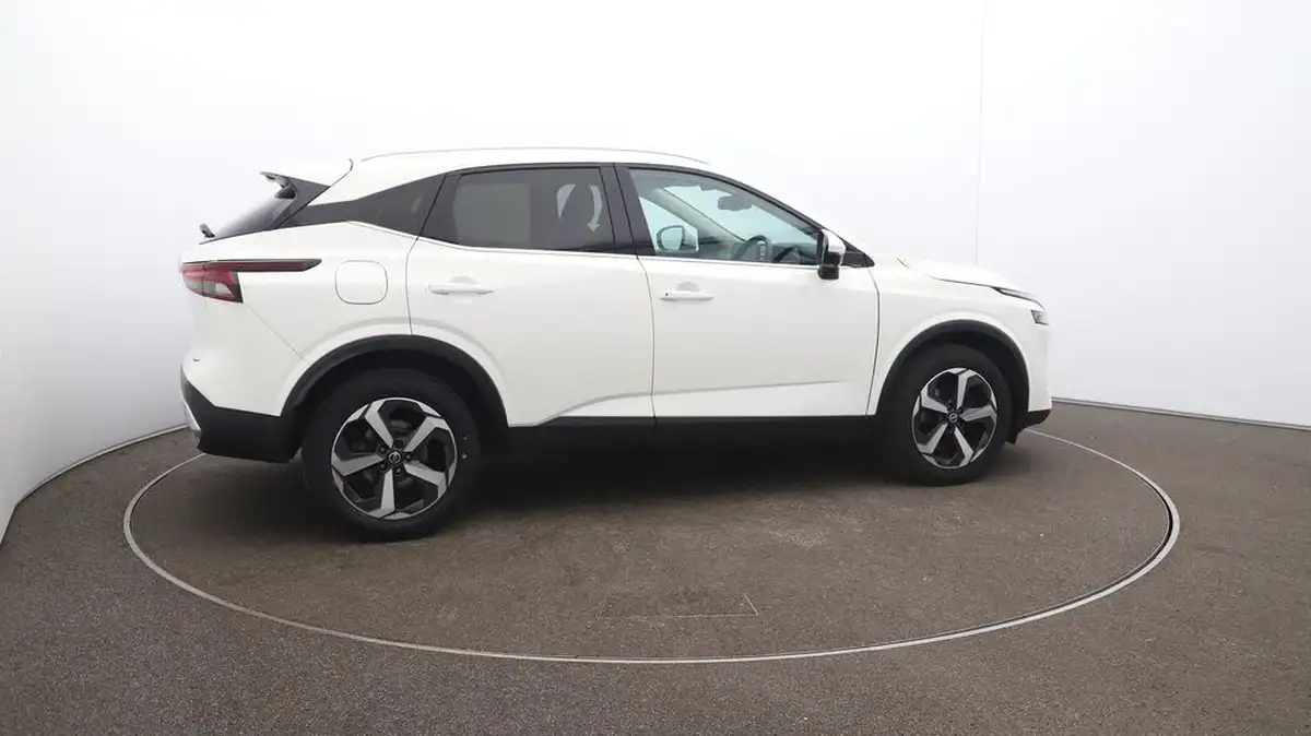 2022-nissan-qashqai-13-dig-t-n-connecta-140ps-big-50