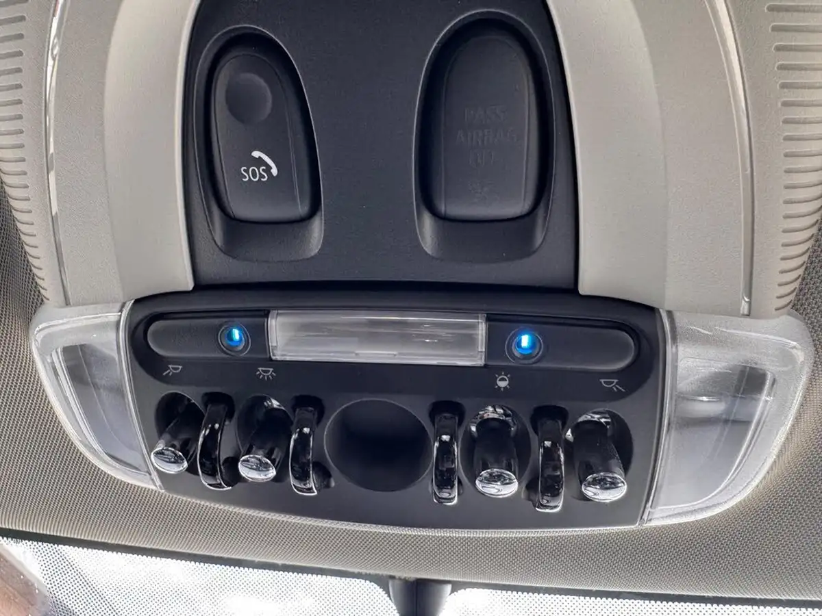 2016-mini-cooper-15-cooper-ss-hatchback-5d-auto-big-33