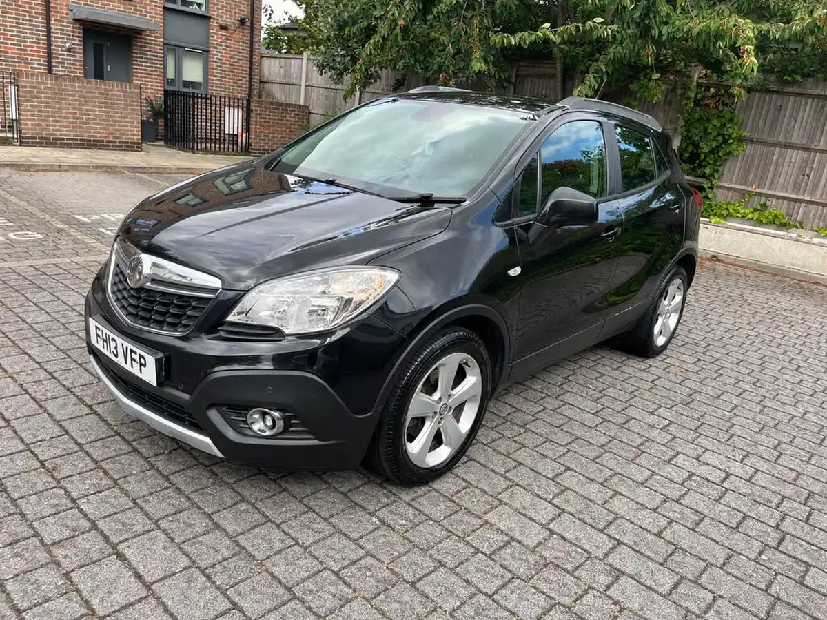 2013-vauxhall-mokka-16-exclusiv-big-4