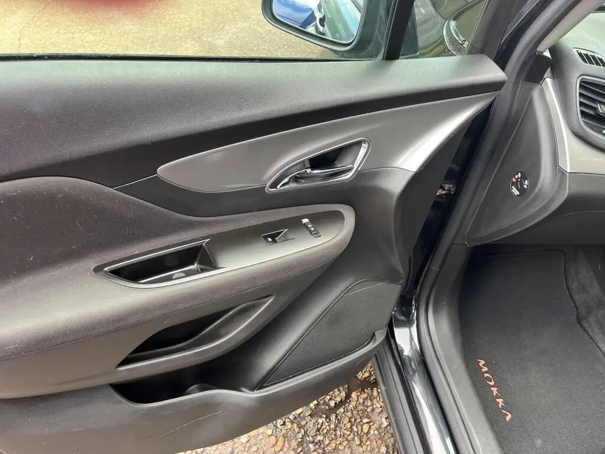 2013-vauxhall-mokka-16-exclusiv-big-52