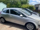 2011-vauxhall-corsa-12-excite-3d-small-3