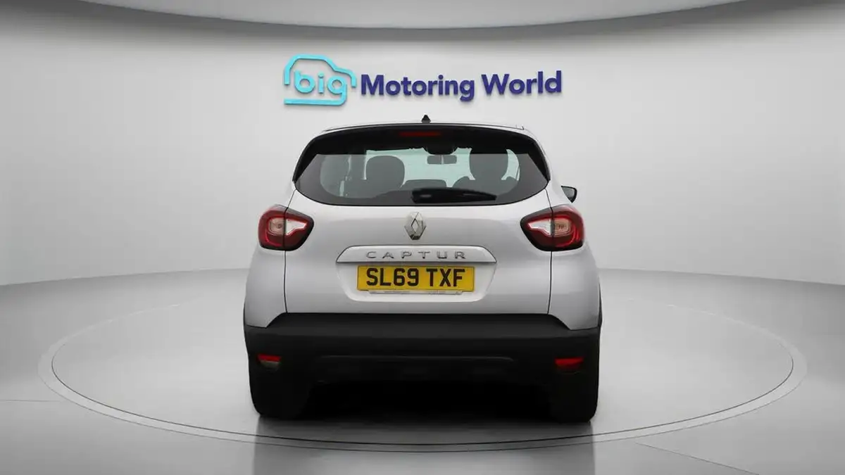 2020-renault-captur-09-tce-play-big-6