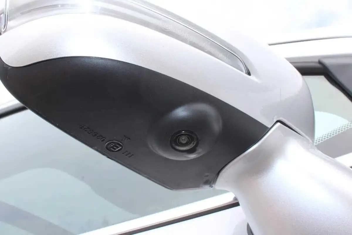 2024-suzuki-s-cross-14-boosterjet-ultra-allgrip-big-9