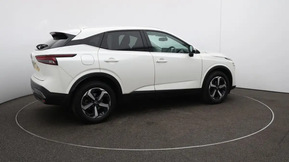 2022-nissan-qashqai-13-dig-t-n-connecta-140ps-big-51