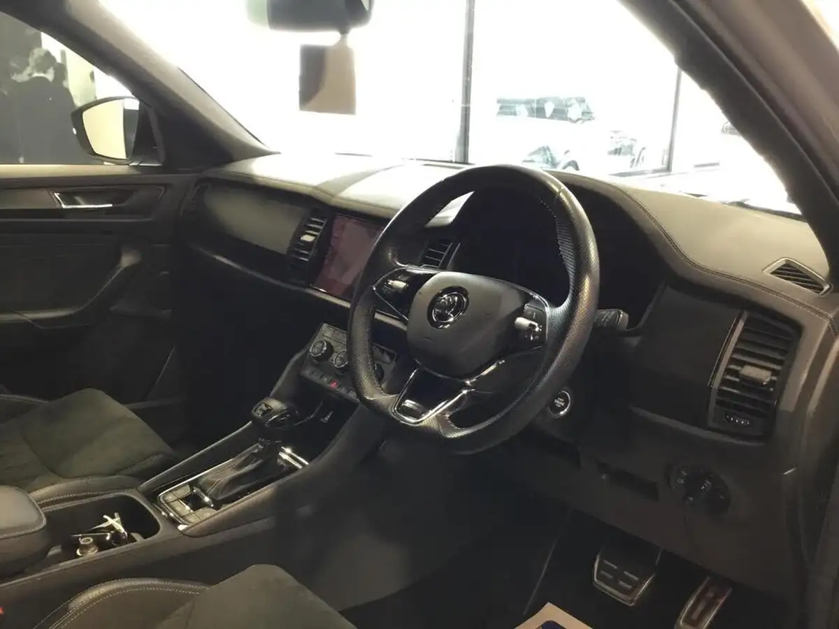 2021-skoda-kodiaq-20-tsi-sportline-big-32