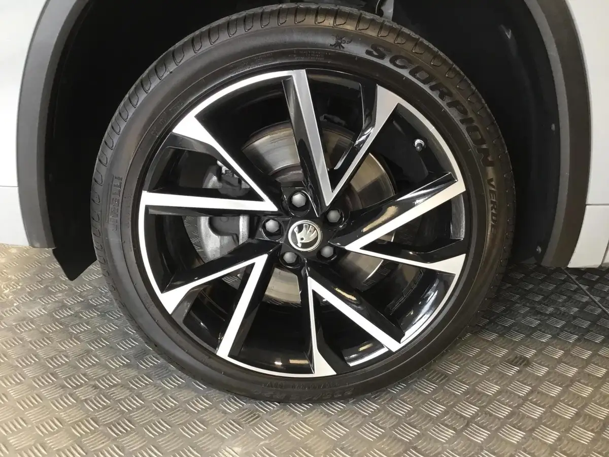 2021-skoda-kodiaq-20-tsi-sportline-big-8