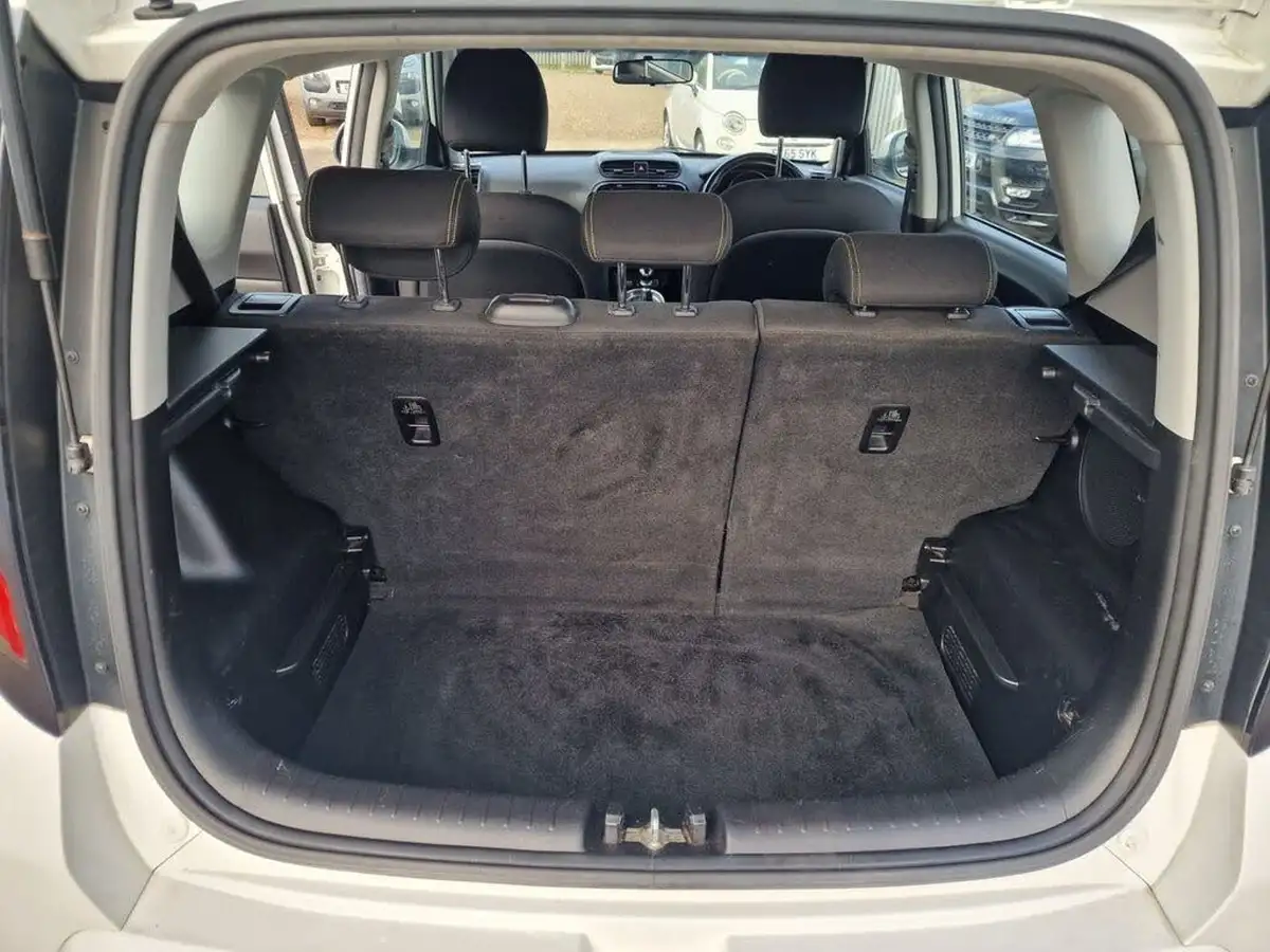 2014-kia-soul-16-connect-plus-big-36