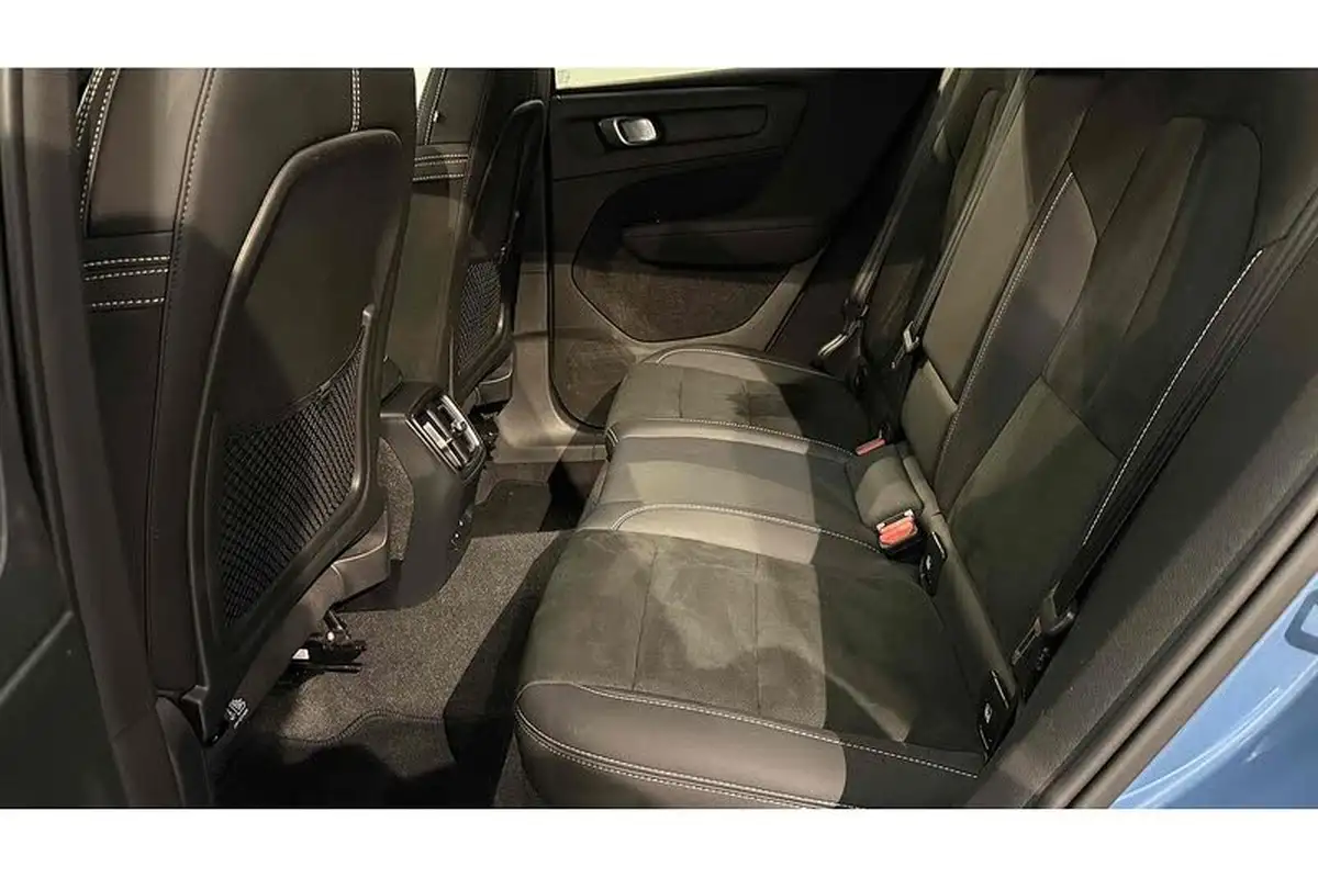2022-volvo-c40-e-twin-recharge-pro-big-46