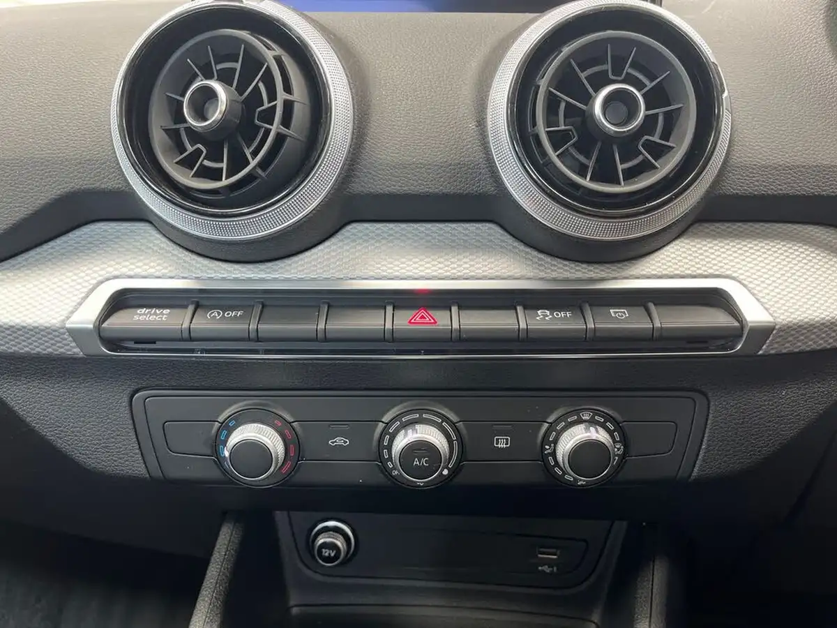 2023-audi-q2-15-35-tfsi-sport-s-tronic-big-25