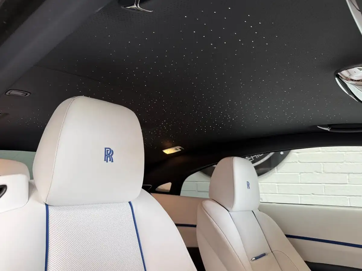 2023-rolls-royce-wraith-66-black-badge-big-20