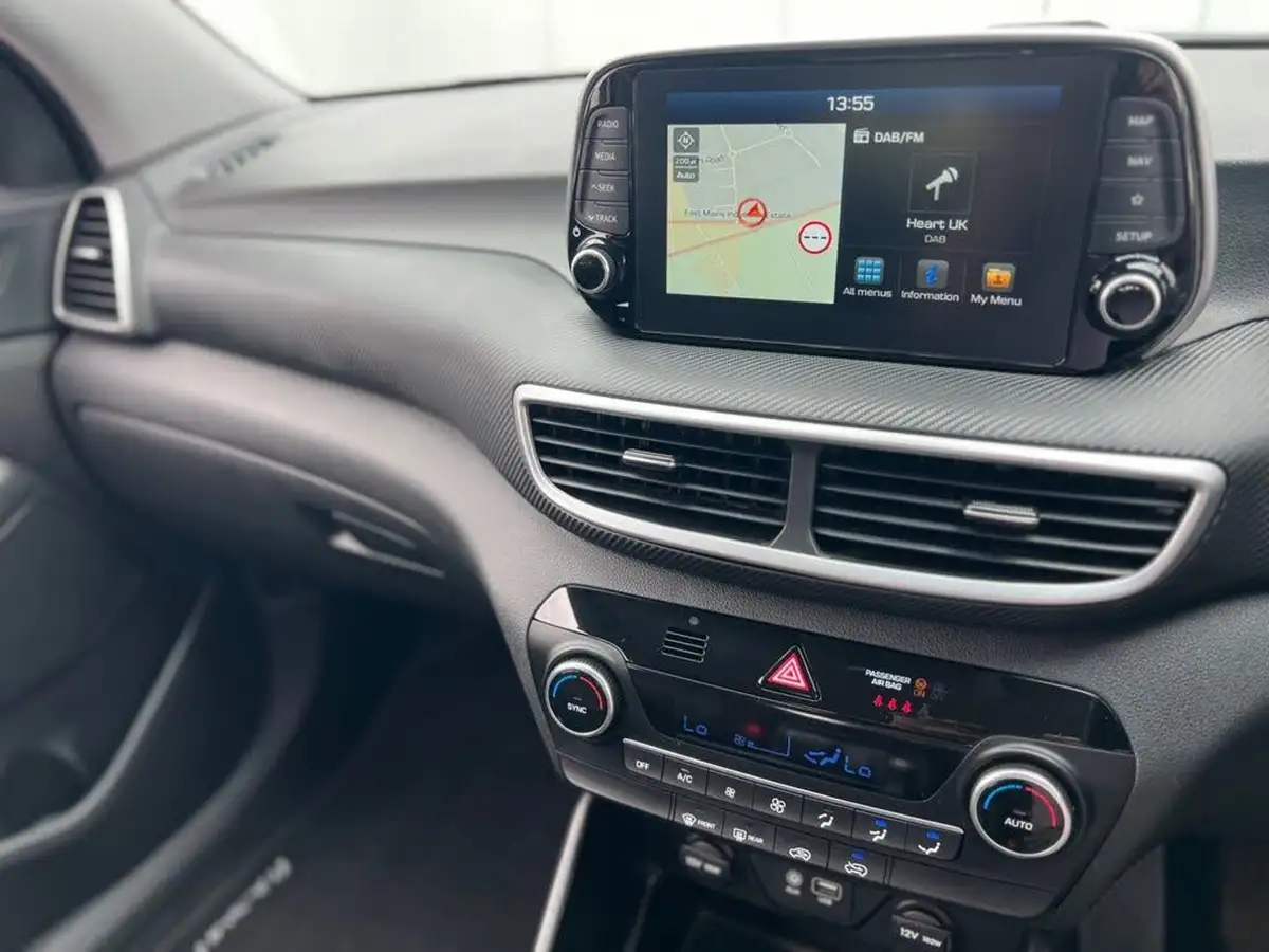 2019-hyundai-tucson-16-gdi-se-nav-big-28