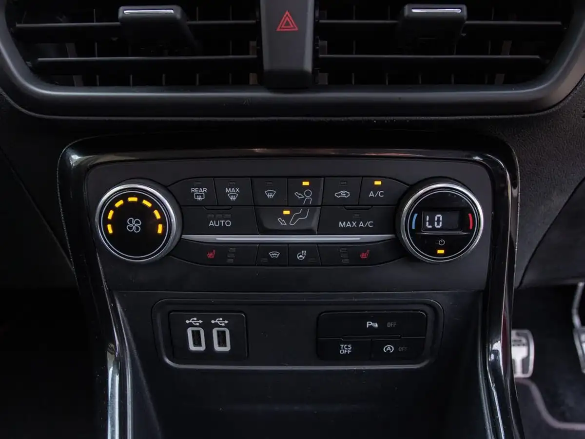 2019-ford-ecosport-10t-st-line-125ps-big-34