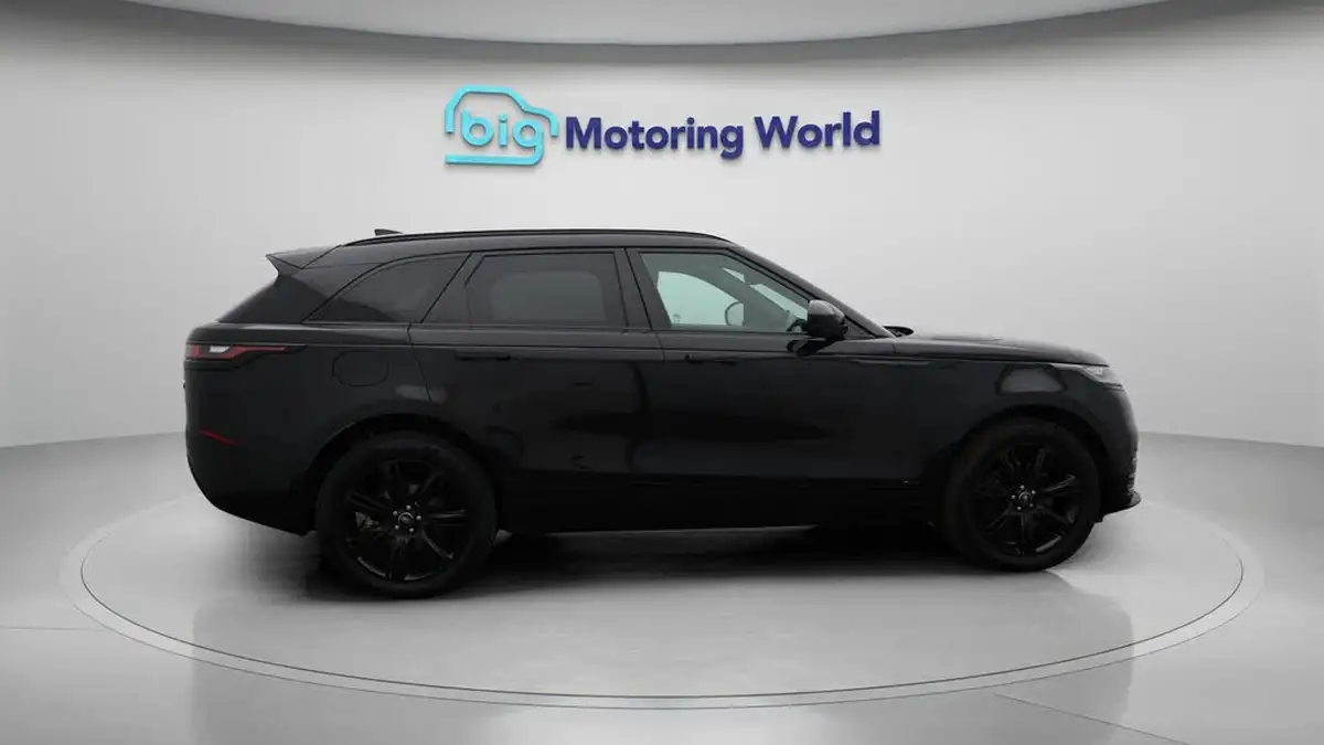 2021-land-rover-range-rover-velar-20-d200-velar-edition-big-8