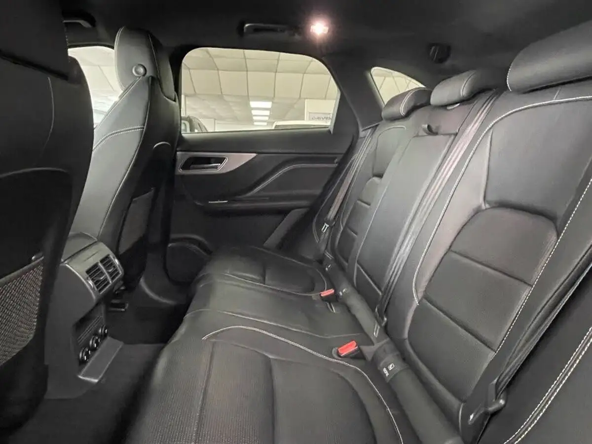 2018-jaguar-f-pace-20-i4d-r-sport-180ps-awd-auto-big-29