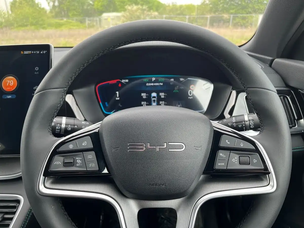 2025-byd-seal-15-boost-big-28