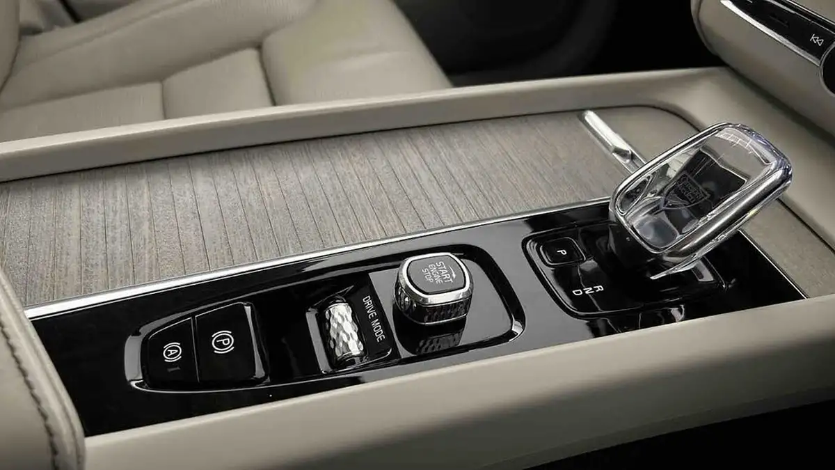 2020-volvo-xc60-20td-b4-inscription-expression-big-12