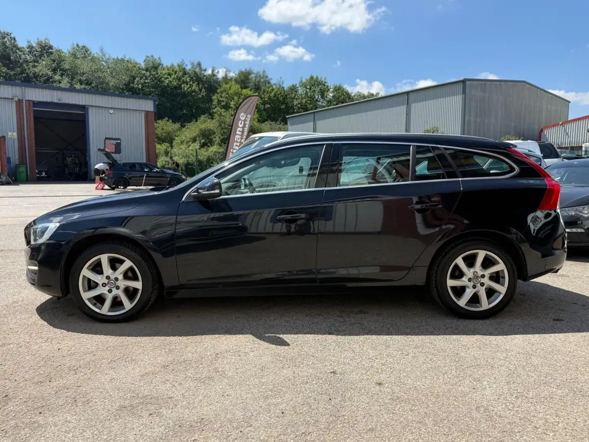 2015-volvo-v60-16td-d2-se-lux-big-9