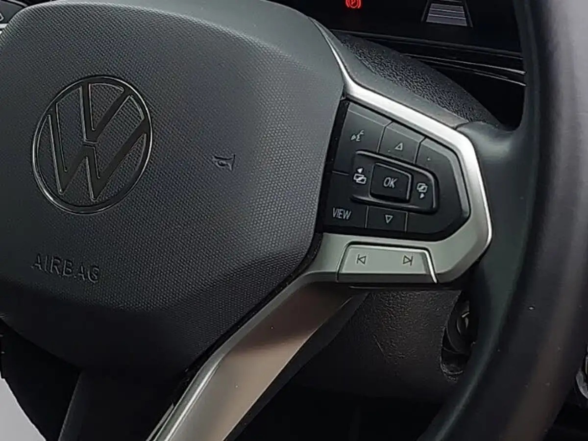 2021-volkswagen-polo-10-tsi-life-big-12