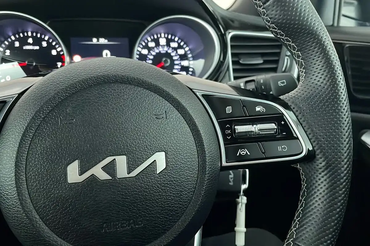 2024-kia-xceed-15-t-gdi-gt-line-138bhp-big-15