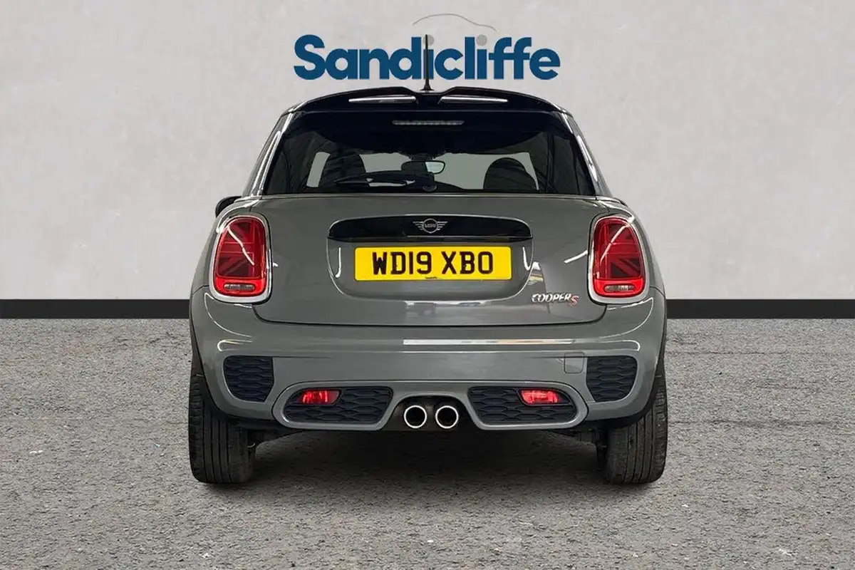 2019-mini-cooper-20-cooper-s-sport-189bhp-hatchback-5d-big-4