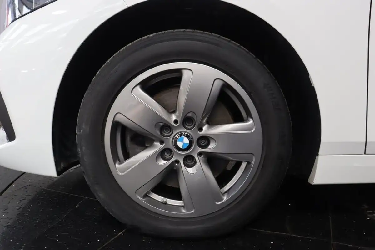 2021-bmw-1-series-20td-118d-se-lcp-big-36