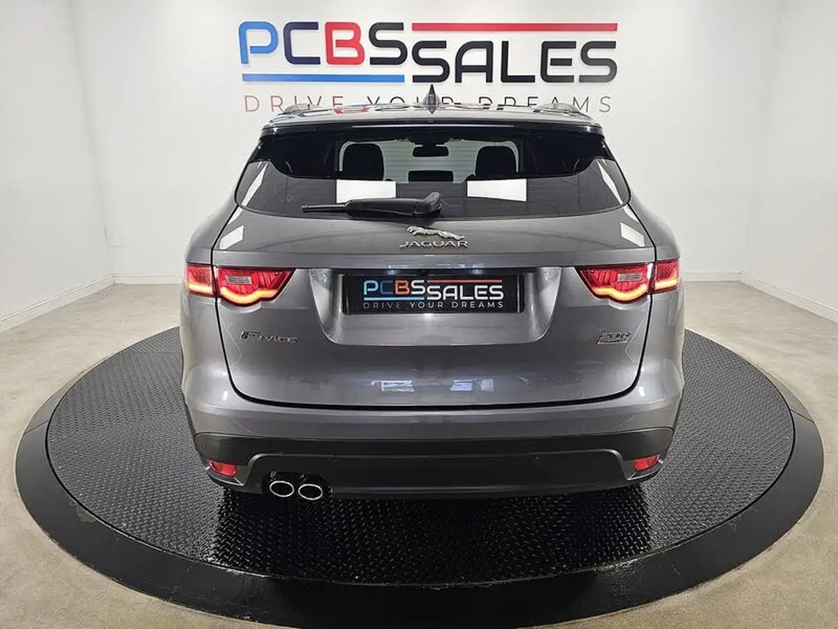 2017-jaguar-f-pace-20-i4d-r-sport-180ps-awd-auto-big-11