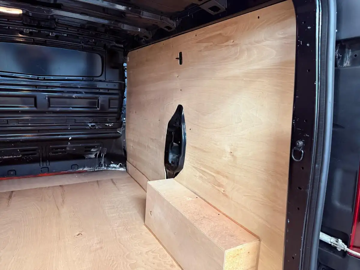 2018-vauxhall-vivaro-16cdti-2900-l1h1-120pseu6-panel-van-big-17