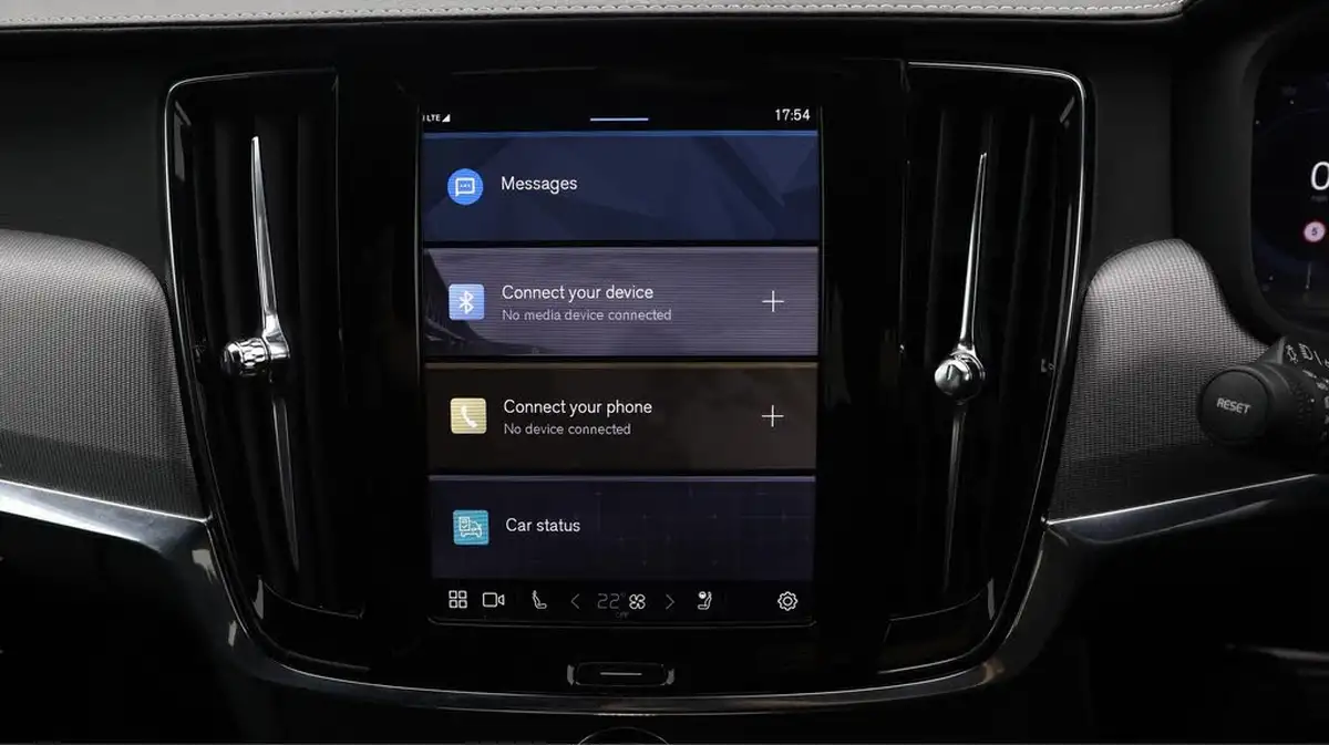 2022-volvo-v90-20td-b4-r-design-big-11