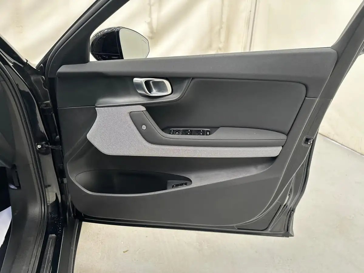 2022-polestar-polestar-2-e-ps2-300kw-longe-dual-plus-pilot-big-9