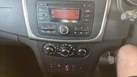 2015-dacia-logan-mcv-12-laureate-small-15