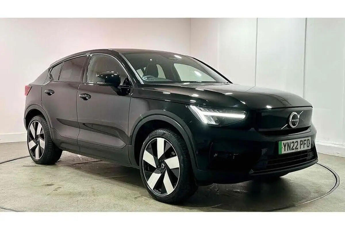 2022-volvo-c40-e-twin-recharge-pro-big-10