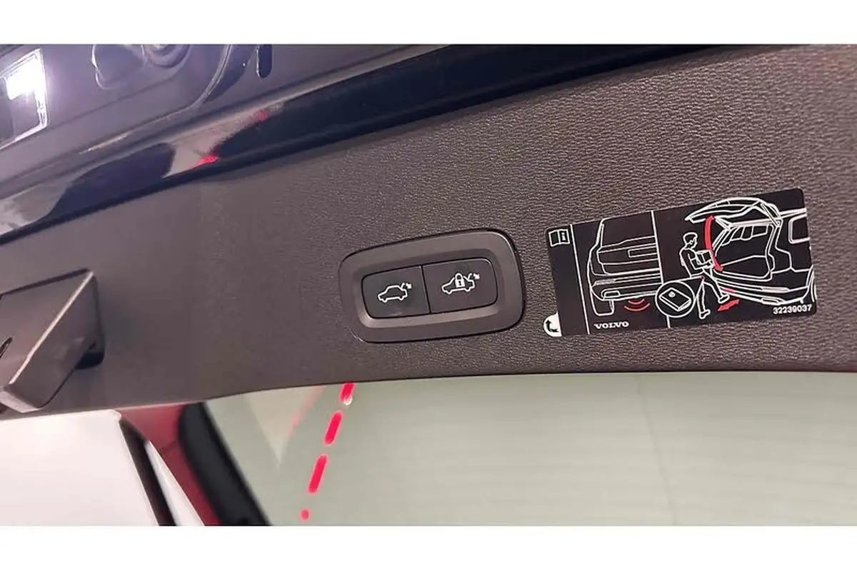 2022-volvo-c40-e-twin-recharge-pro-big-58
